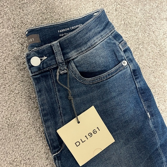 DL1961 Women's Dark Blue Ankle Jeans - Picture 2 of 5